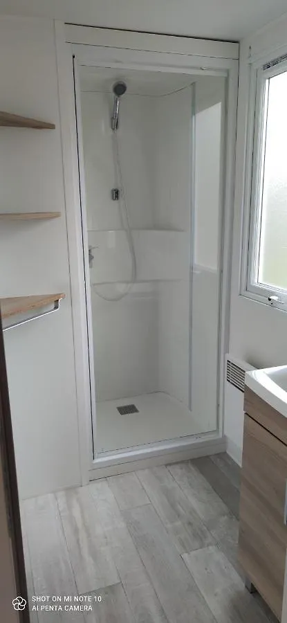 Domaine De Karlann 4Etoiles Mobil-Home Понт-Авен Кемпинг